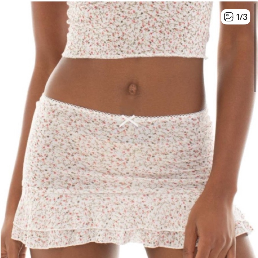 🌸are you am i dolie mini skirt 🌸